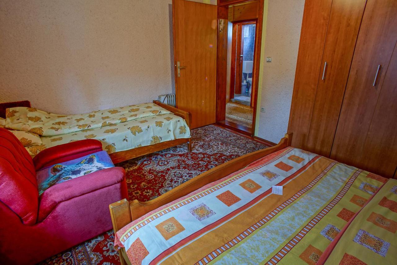 Lara Rooms Жабляк Экстерьер фото